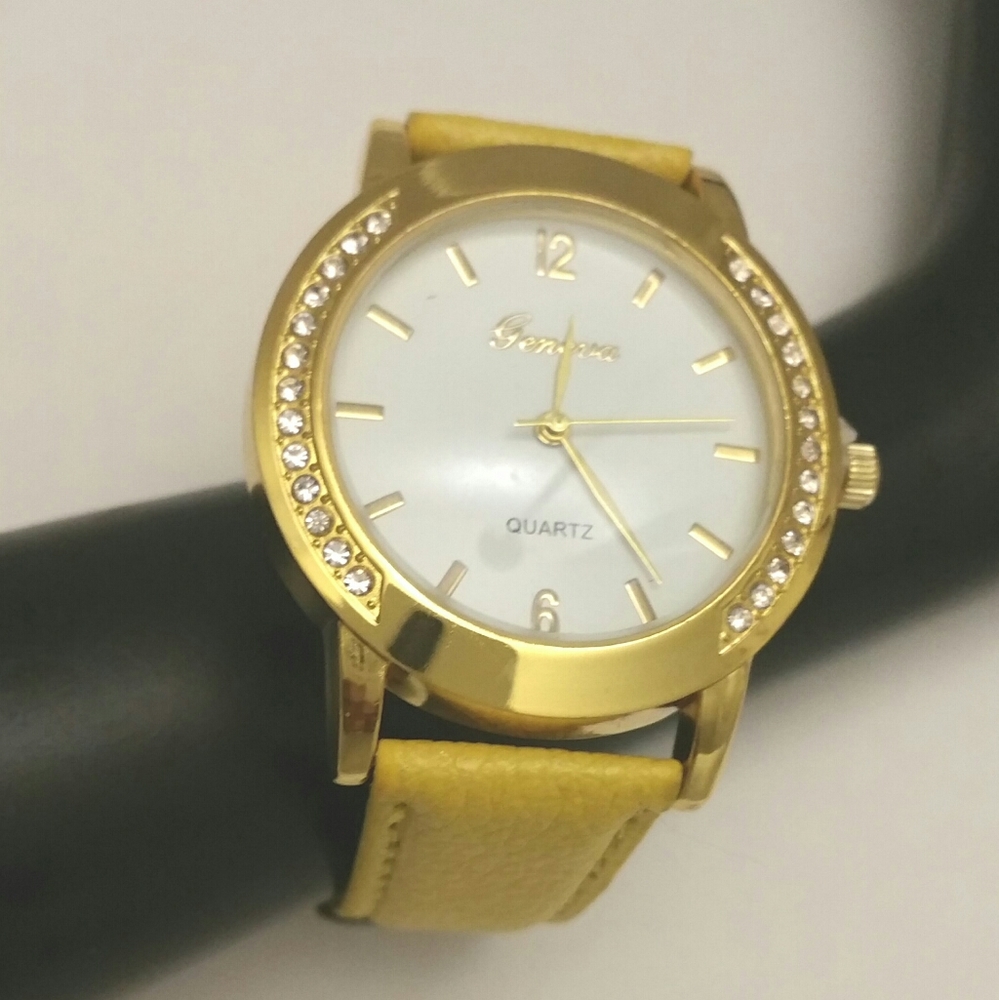 Yellow Luxury Watch, Summer Watch - Picture 3 of 6
